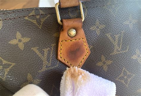 how to clean lv leather